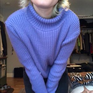 Purple vintage turtleneck 💜